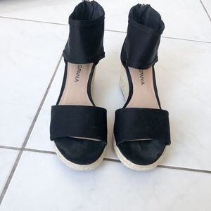 moda spana kacy wedge sandal